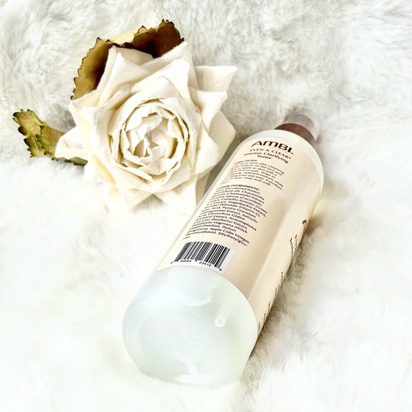 New with tags AMBI EVEN & CLEAR INTENSE CLARIFYING TONER. Adds Glow to your Skin - Picture 4 of 4